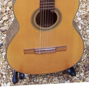 Del vecchio classical deals guitar