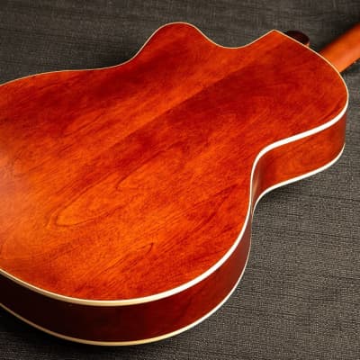 Godin 5th Avenue CW Kingpin II P90 Cognac Burst SF - No Bag/Case image 5