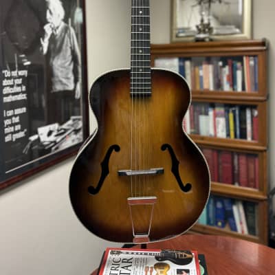 Harmony Broadway H954 1950s - Sunburst image 1