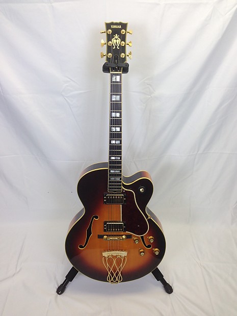 1985 Yamaha AE1200S Hollowbody Archtop Jazz Guitar - Near Mint!