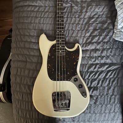 Fender MB-98 / MB-SD Mustang Bass Reissue MIJ for sale