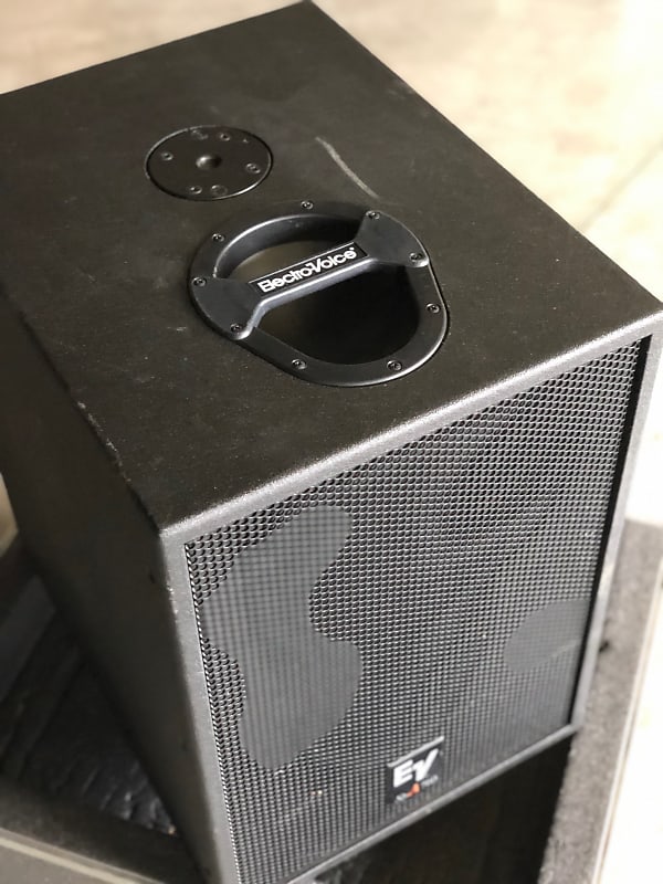 ElectroVoice SbA760 Subwoofer Black with Road Case Reverb