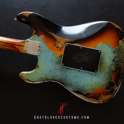 Fender Stratocaster Daphne Blue/Sunburst Heavy Aged Relic [$200 OFF for Limited Time Only] image 2