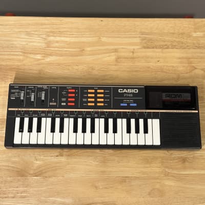 Casio PT-82 32-Key Mini Synthesizer | Reverb