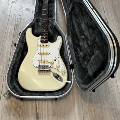 Fenix Stratocaster 1987 by Young Chang Vintage White image 14