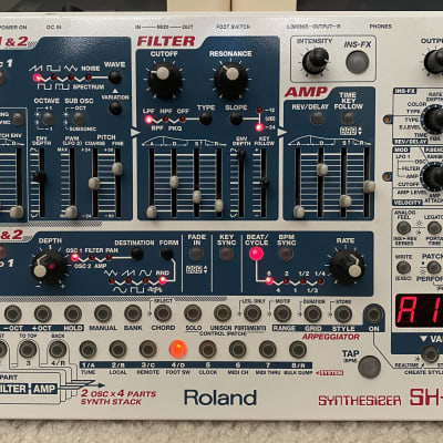 Roland SH-32 Desktop Synthesizer Module