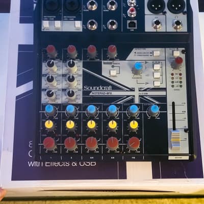 Soundcraft Notepad-8FX 8-Channel Analog Mixer with USB I/O | Reverb