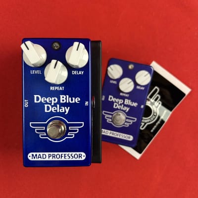 NoBrainFX - Deep Blue Delay + volume mod (custom wooden