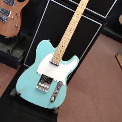Chord CAL62M Electric Deluxe - Surf Blue Gloss for sale