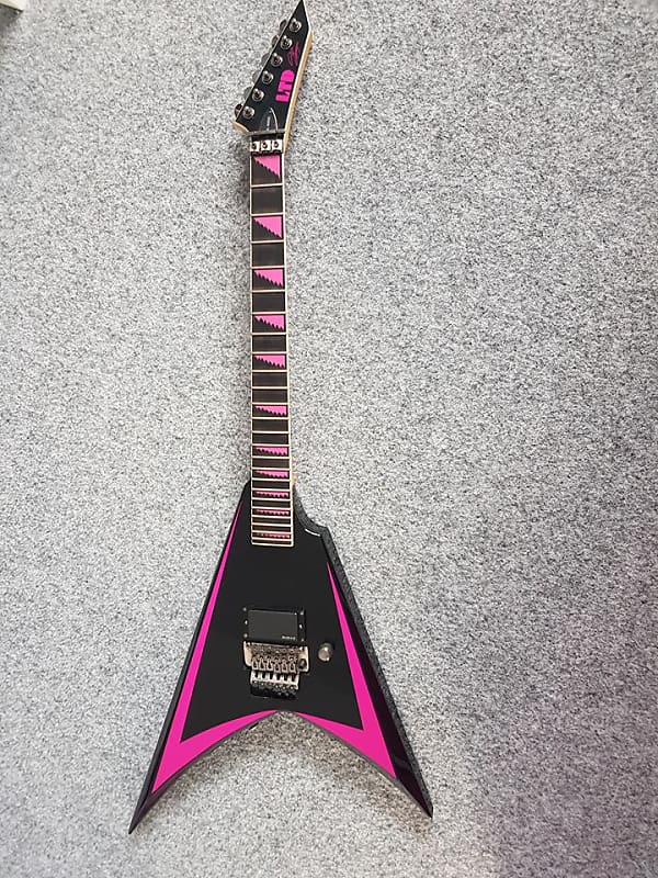 ギター ESP LTD Alexi600 Amazon.com: ESP LTD ALEXI-600 GREENY - Black with Green
