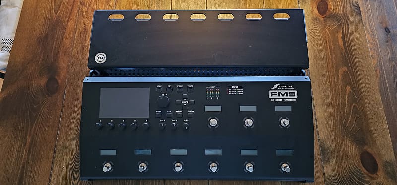 Fractal Audio FM9 Mark II Amp Modeler / FX Processor | Reverb