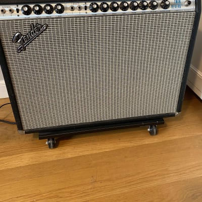 Fender Twin Reverb 2-Channel 100-Watt 2x12