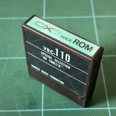 YAMAHA DX7 VOICE ROM VRC-110 SPECIAL SELECTION "BO TOMLYN"