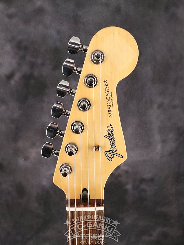 Fender Japan 1999-2002 ST-38S | Reverb Canada