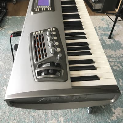 Alesis Fusion 8HD - THE SUPERB SPACESHIP !!!