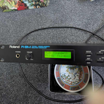 Roland R-8M Total Percussion Sound Module 1980s - Black