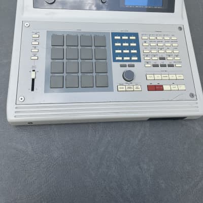 Akai MPC60II Integrated MIDI Sequencer and Drum Sampler 1991 - 1994 - Grey