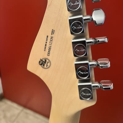Fender CME Exclusive Player Jazzmaster 2021 - Present - Sonic Blue / White image 4
