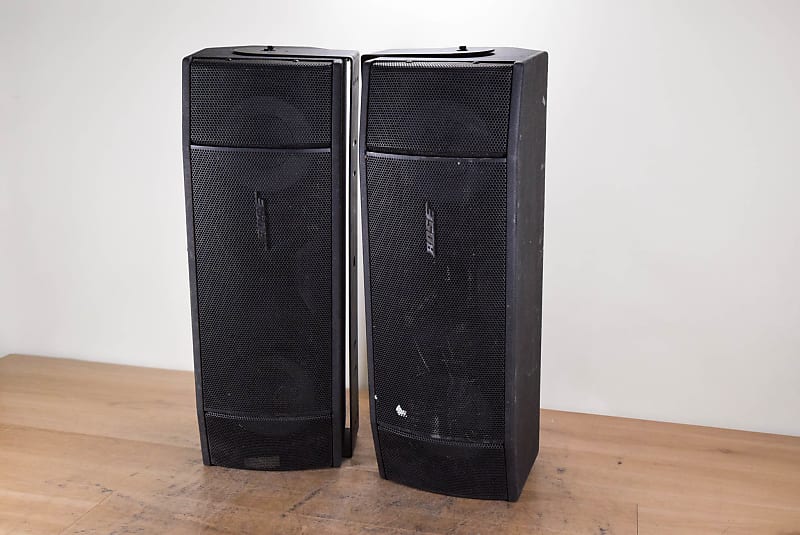 Bose RoomMatch Utility RMU208 Two-Way Dual-Woofer Loudspeaker