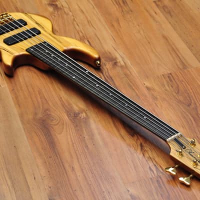 Chris Larkin Reacter 5B Fretless Spalted Maple image 14