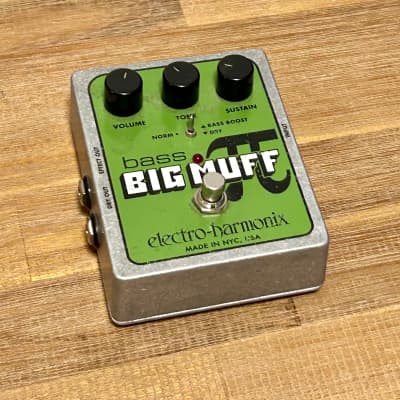 Electro-Harmonix Bass Big Muff Pi Distortion / Sustainer 2008 - Present - Green for sale