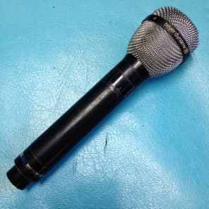 Beyerdynamic M600 Dynamic Microphone – Cole Picks Vintage