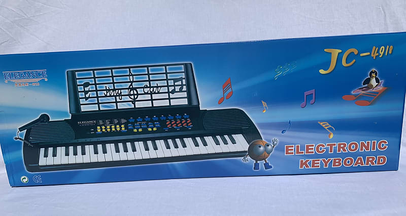 Crescent  Digital piano keyboard image 1