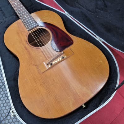Gibson B-15 Concert Acoustic with SKB Case 1967 - 1969 - Natural image 3