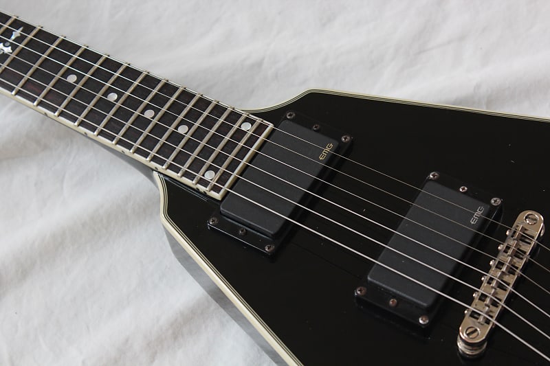 2011 Schecter Diamond Series Hellraiser V-1 Limited Edition