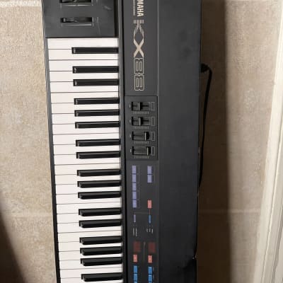 Buy used Yamaha KX88 controller 1986 - Black