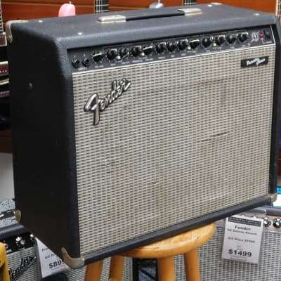 Fender Ultimate Chorus Type PR 204 1990-2000 Black | Reverb