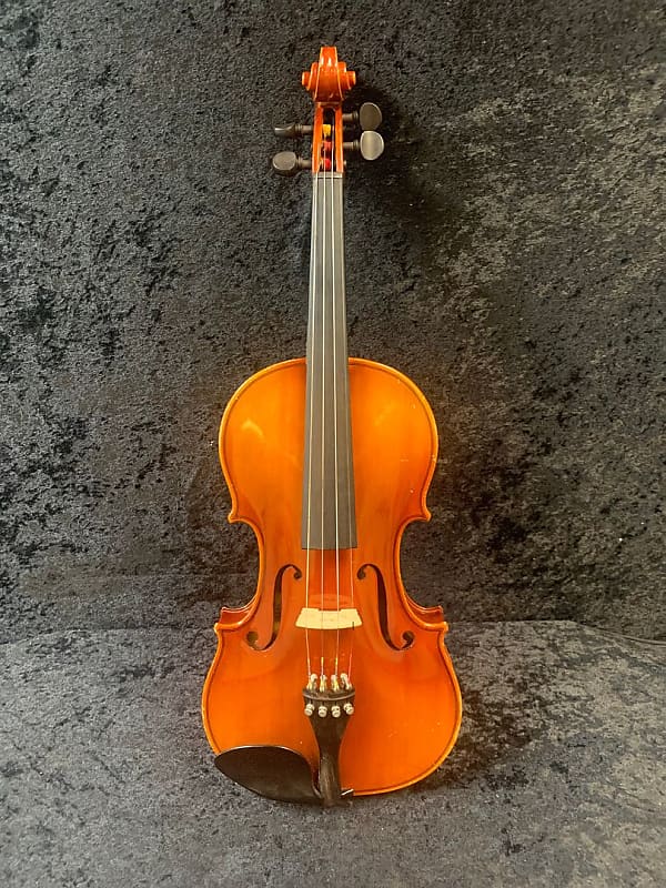 Suzuki 220 4/4 Violin (Nashville, Tennessee) | Reverb