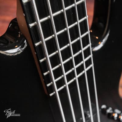 Squier Deluxe Jazz Bass Active V