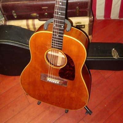 Gibson J-50 1947 - 1954 | Reverb