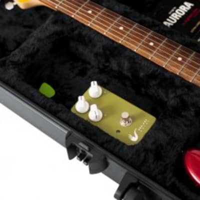 Gator TSA Series ATA Molded Polyethylene Guitar Case for Standard Electric Guitars GTSA-GTRELEC image 8