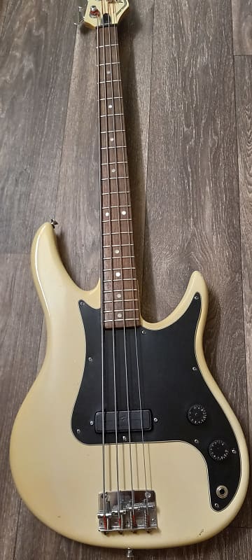 Peavey Patriot bass guitar Late 80's - Blonde | Reverb Canada