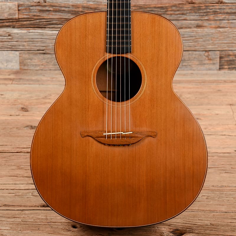 Lowden O-10 Natural | Reverb