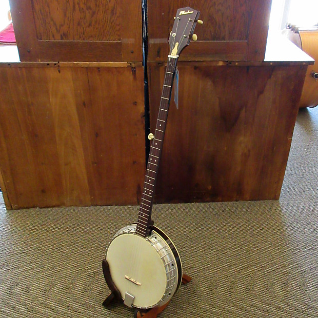 Pirles banjo shop