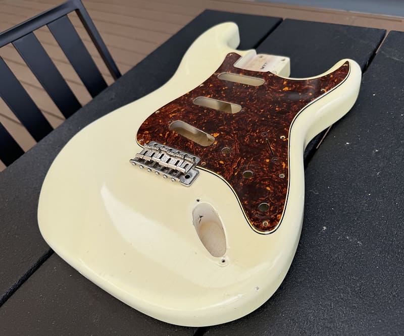 ULTRA LIGHTWEIGHT 3lb 5oz Ash MJT VTS Stratocaster Body