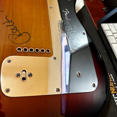 Marty Stuart and the Fabulous Superlatives Autographed Fender American Nashville B-Bender Telecaster with Maple Fretboard 2008 - 2015 - 3-Color Sunburst image 4