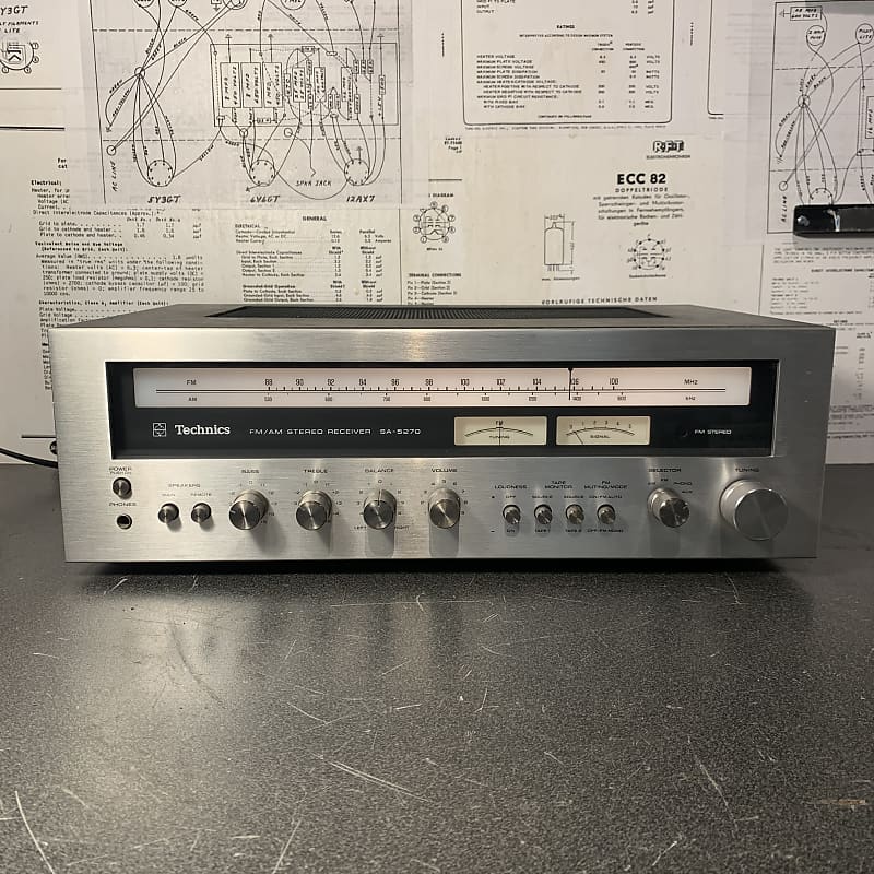 Technics SA5270 1977 Silver Reverb