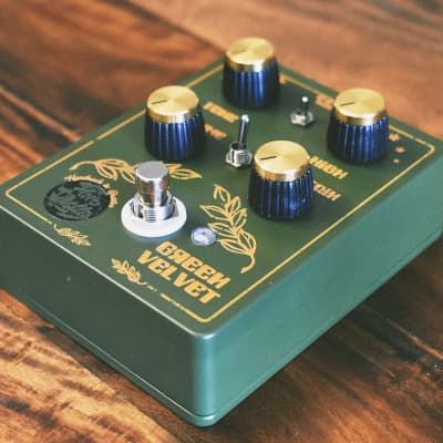 ベース North Effects 22/7 Green Russian Electro-Harmonix Green Russian Big Muff Pi Fuzz Pedal