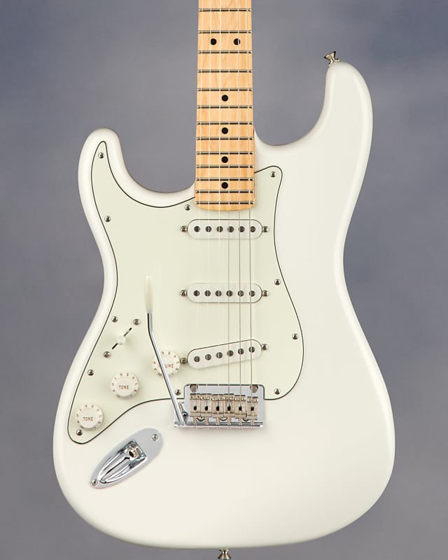 Player Stratocaster Left-Handed, Maple Fingerboard, Polar White image 1
