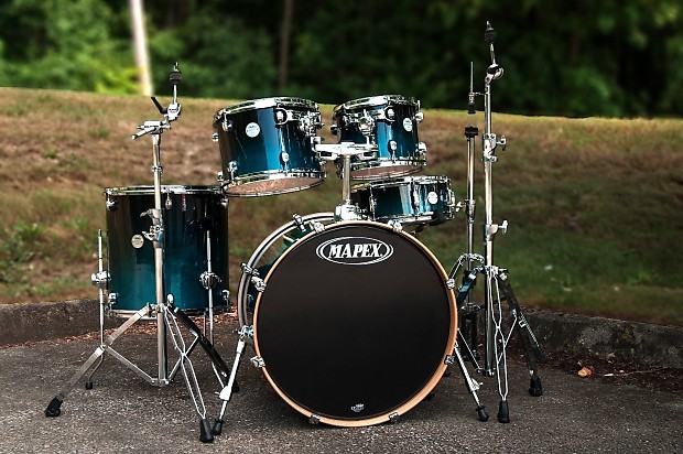 Mapex Meridian Birch 5 Piece Drum set with Hardware in Sapphire Blue Fade