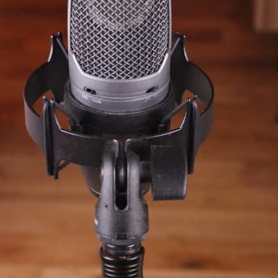 Shure PG42-LC (XLR model) Side-Address Cardioid Condenser Microphone image 1