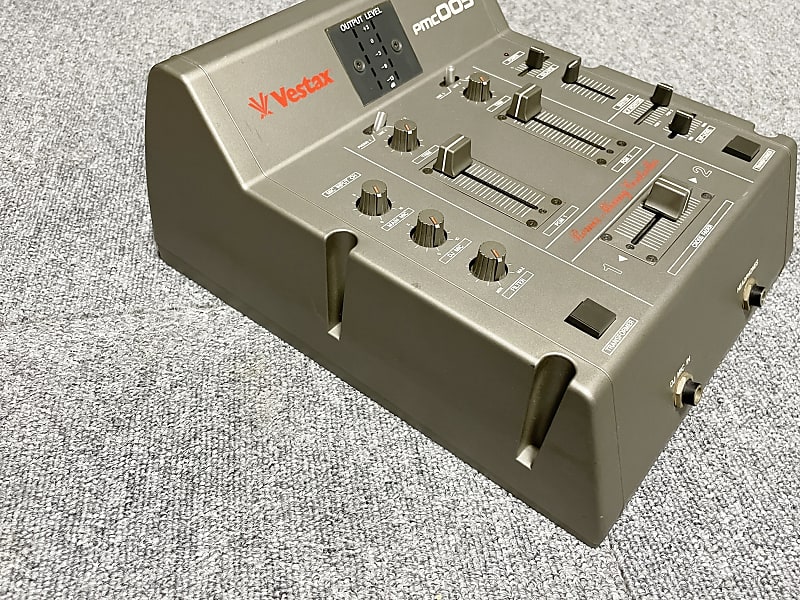 Vestax PMC005 vintage DJ mixer