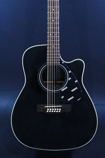 Yamaha FGX412C 12 String Dreadnaught Cutaway HSC Black