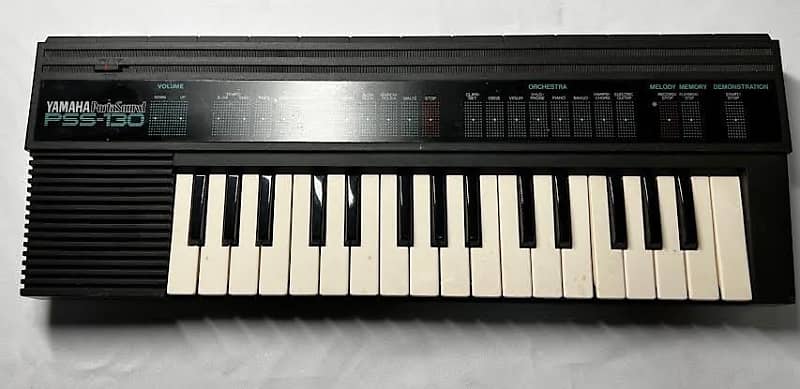 Yamaha Portasound PSS-130 Digital Keyboard (Consignment) image 1