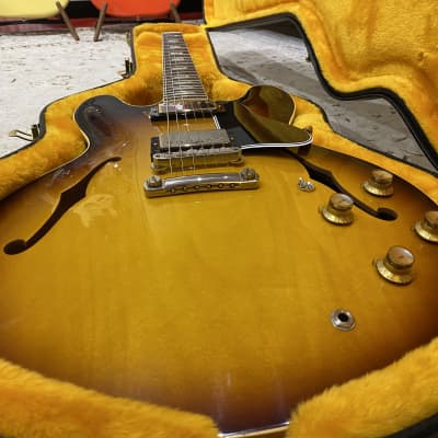 Gibson ES-335 Custom Shop 1964 Reissue - Vintage Burst, 3340g image 4