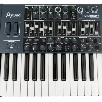 Arturia MiniBrute Black Limited Edition 25-Key Analog Synthesizer image 2